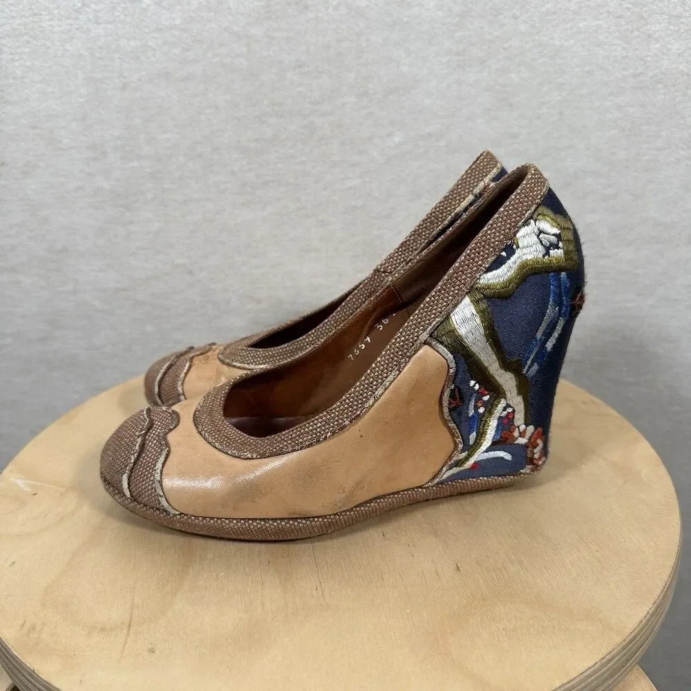 Dries Van Noten Leather Wedge Heels Round Close Toe Tan Blue Embroidered EU 36.5